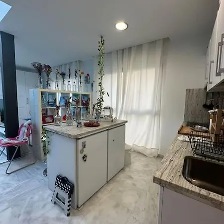 Atico Triana Con Terraza Apartamento Sevilha Exterior foto