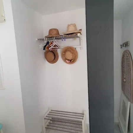 Atico Triana Con Terraza Apartamento Sevilha Exterior foto