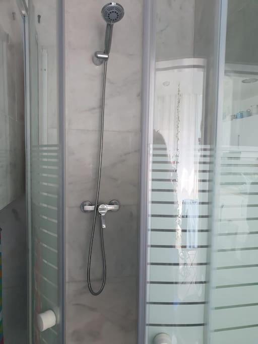 Atico Triana Con Terraza Apartamento