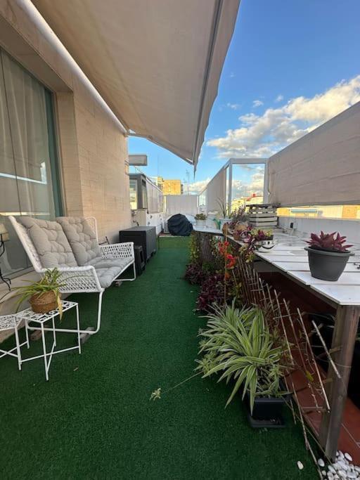 Atico Triana Con Terraza Apartamento