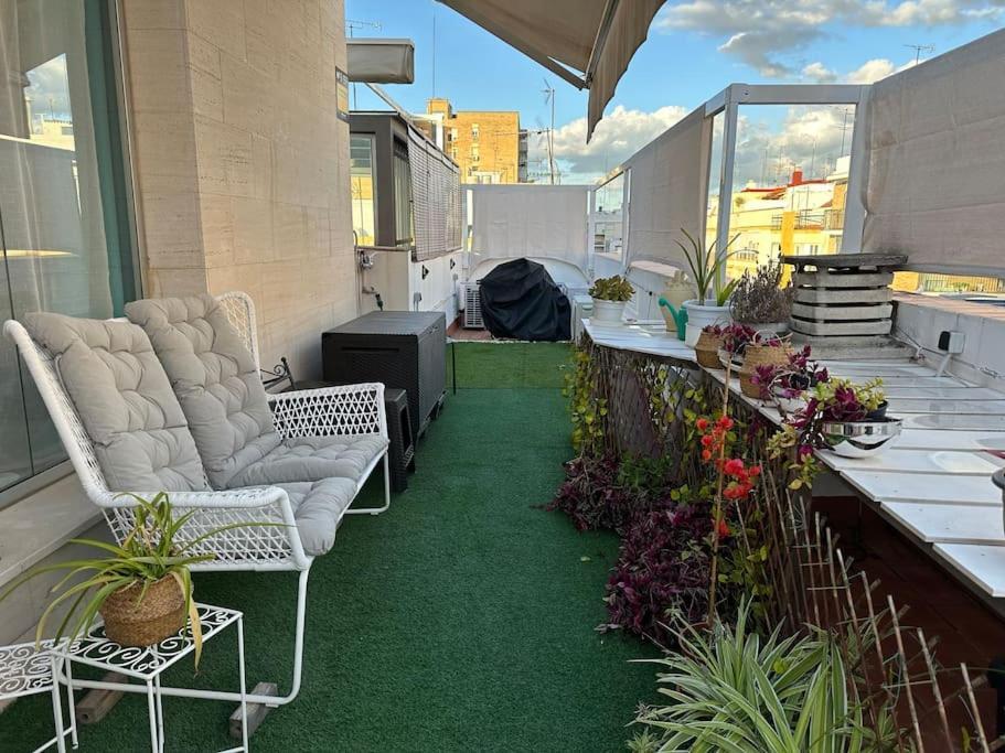Atico Triana Con Terraza