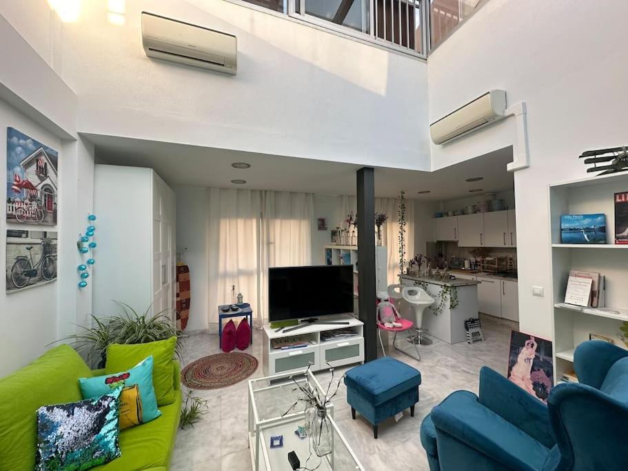 Apartamento Atico Triana Con Terraza