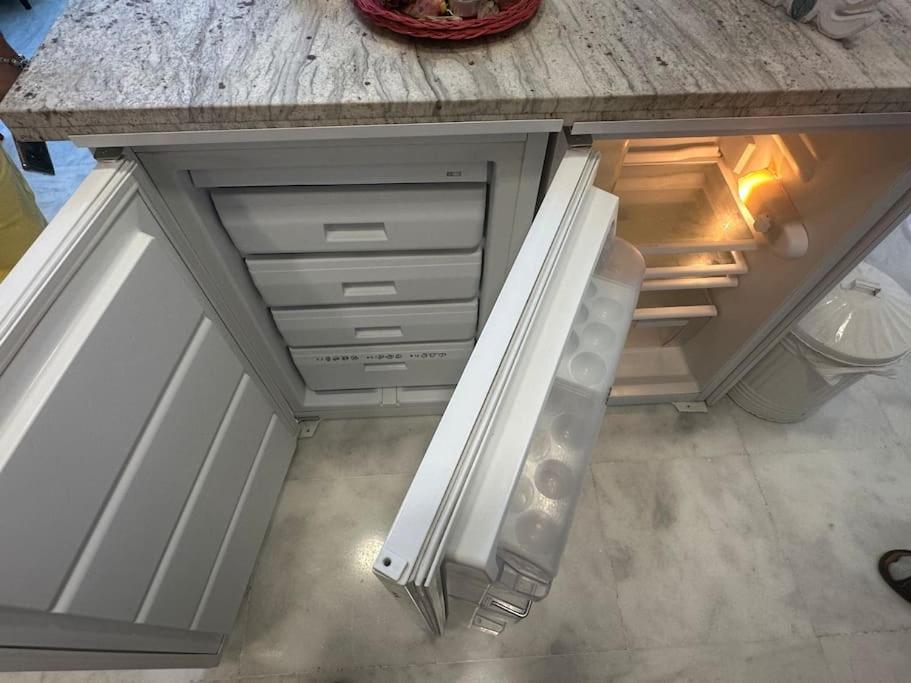 Atico Triana Con Terraza Apartamento Sevilha
