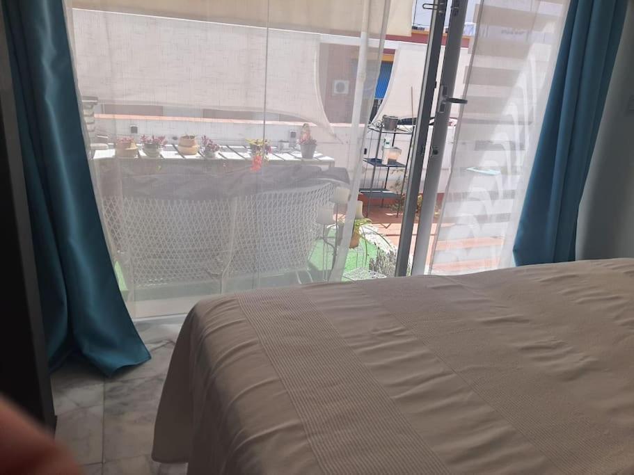 Atico Triana Con Terraza